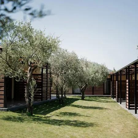 Meraki Luxury Hotel *